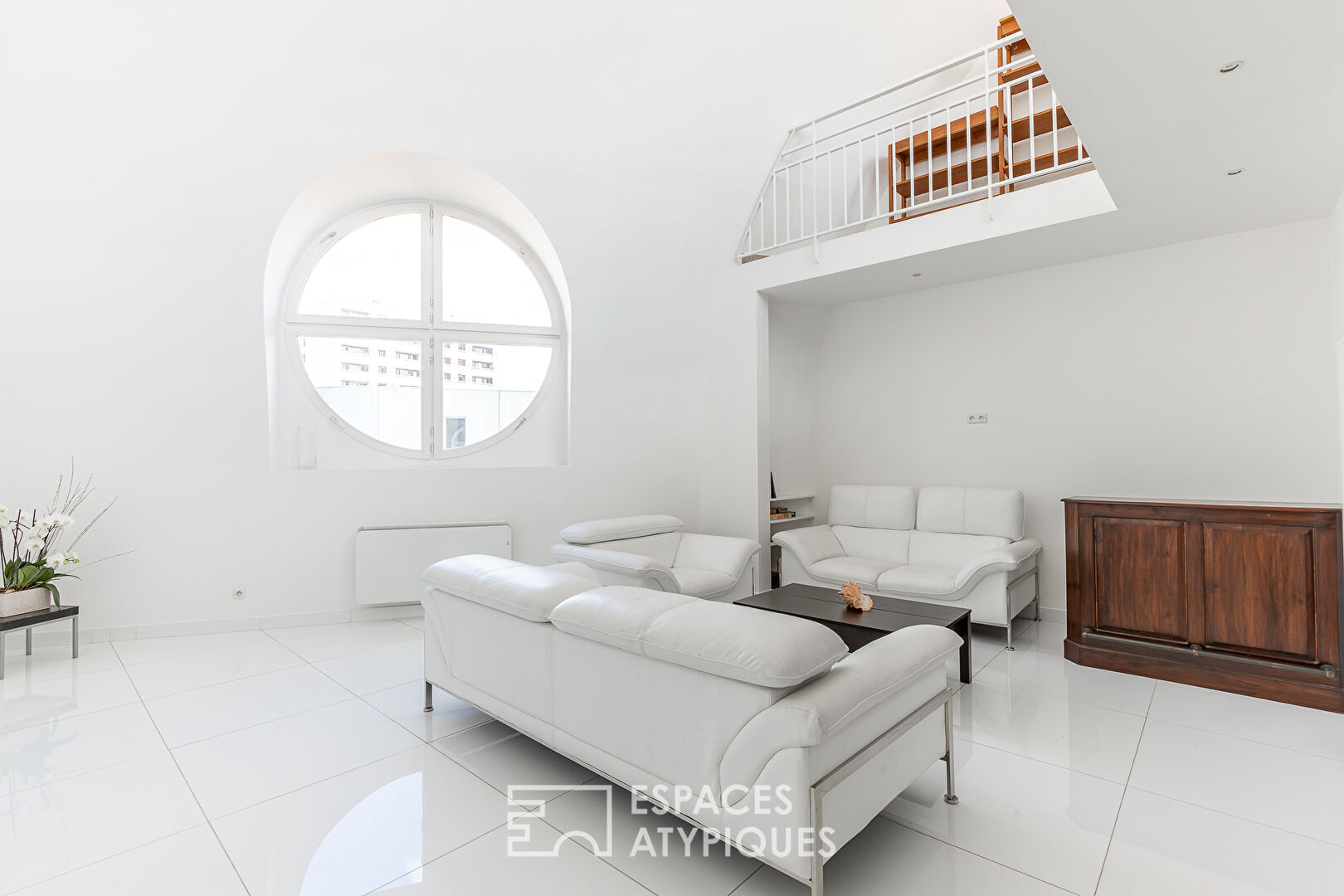 Triplex avec terrasse en dernier étage