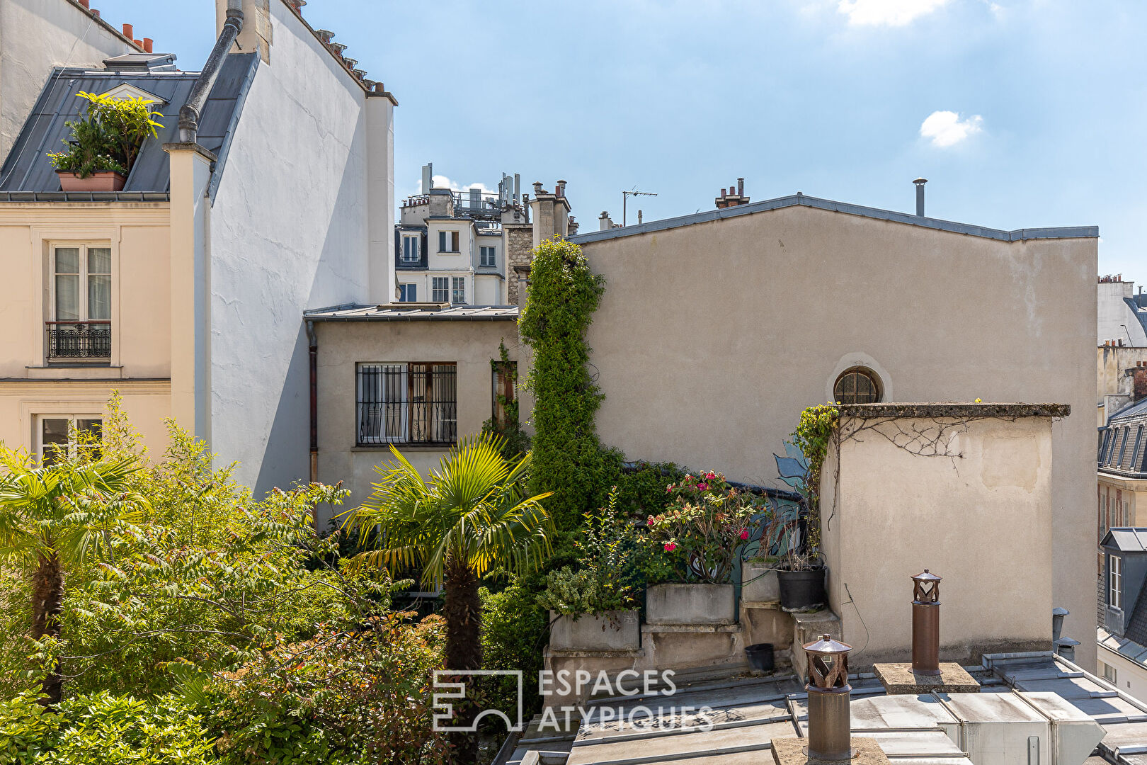 Appartement au dernier étage dans un hôtel particulier.