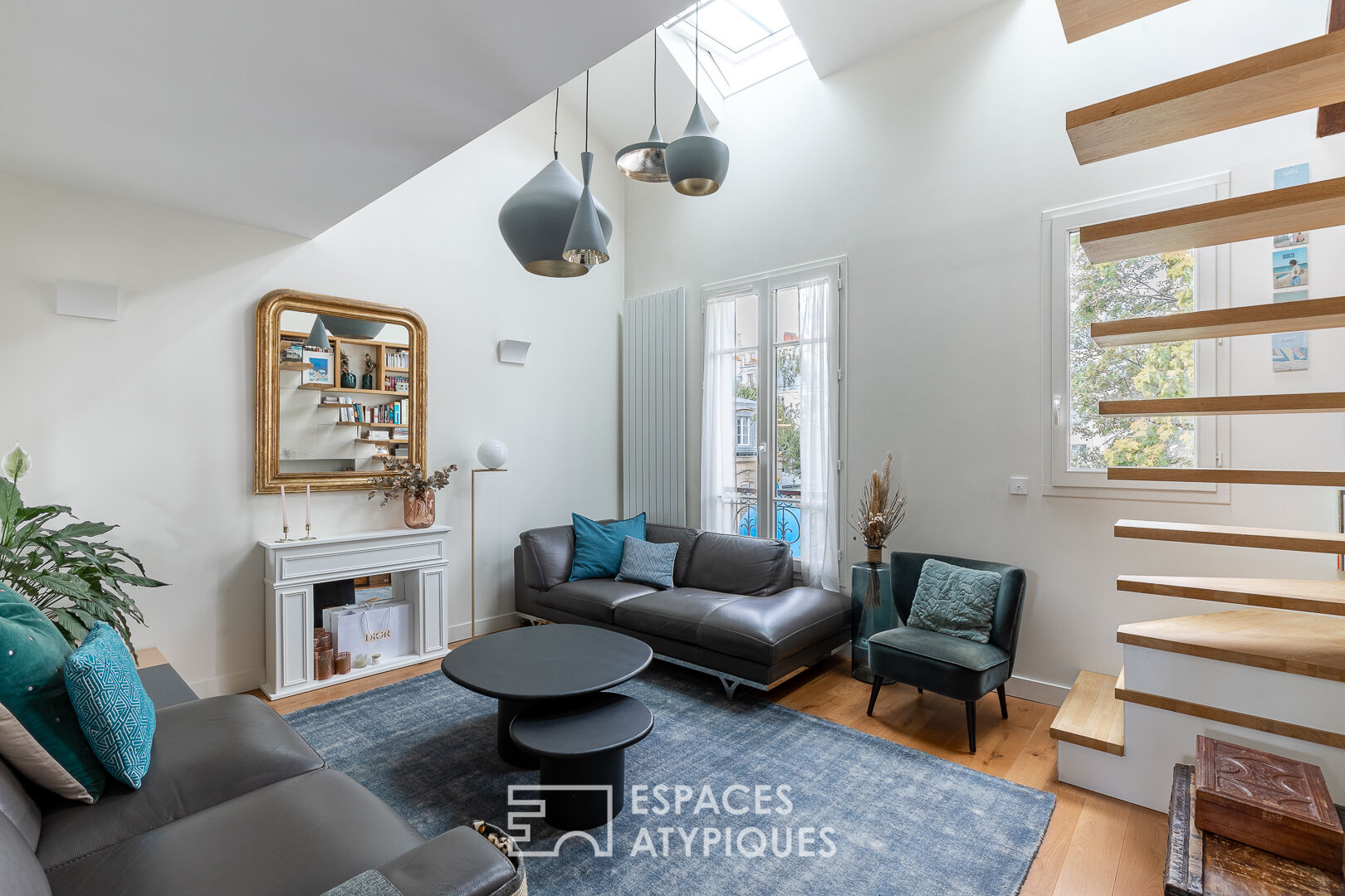 Duplex comme une maison en dernier étage refait par architecte