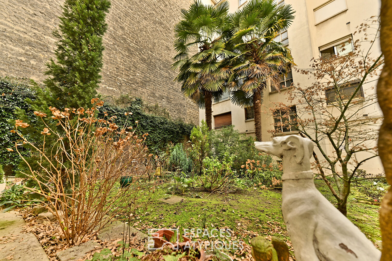 Gros-Caillou district, duplex family apartment overlooking garden