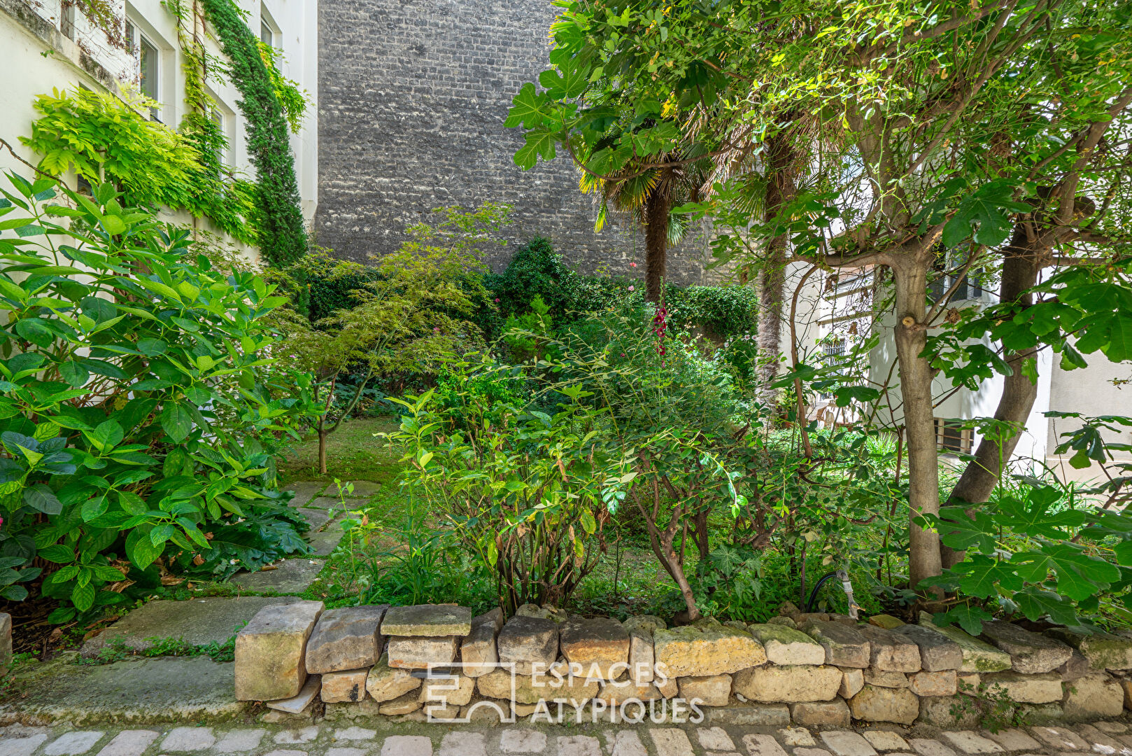 Gros-Caillou district, Invalides, duplex family apartment with garden