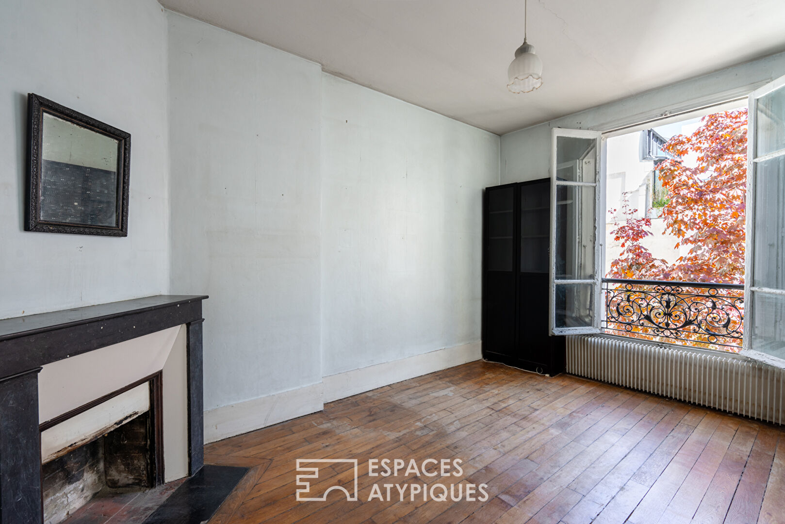 Top floor duplex to renovate