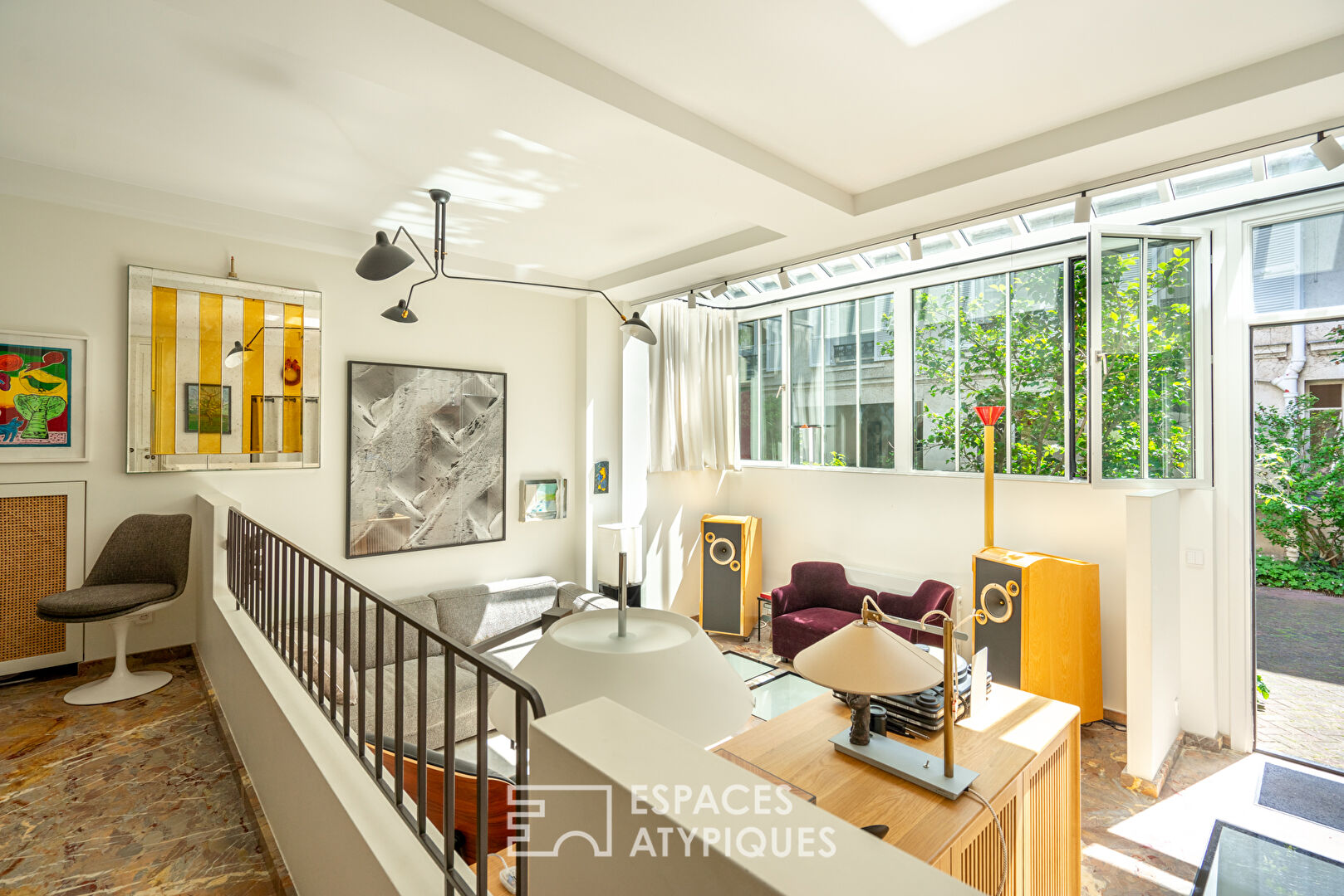 Rue Boissonade, Artist’s studio, close to the Raspail metro station and facing the 6th arrondissement