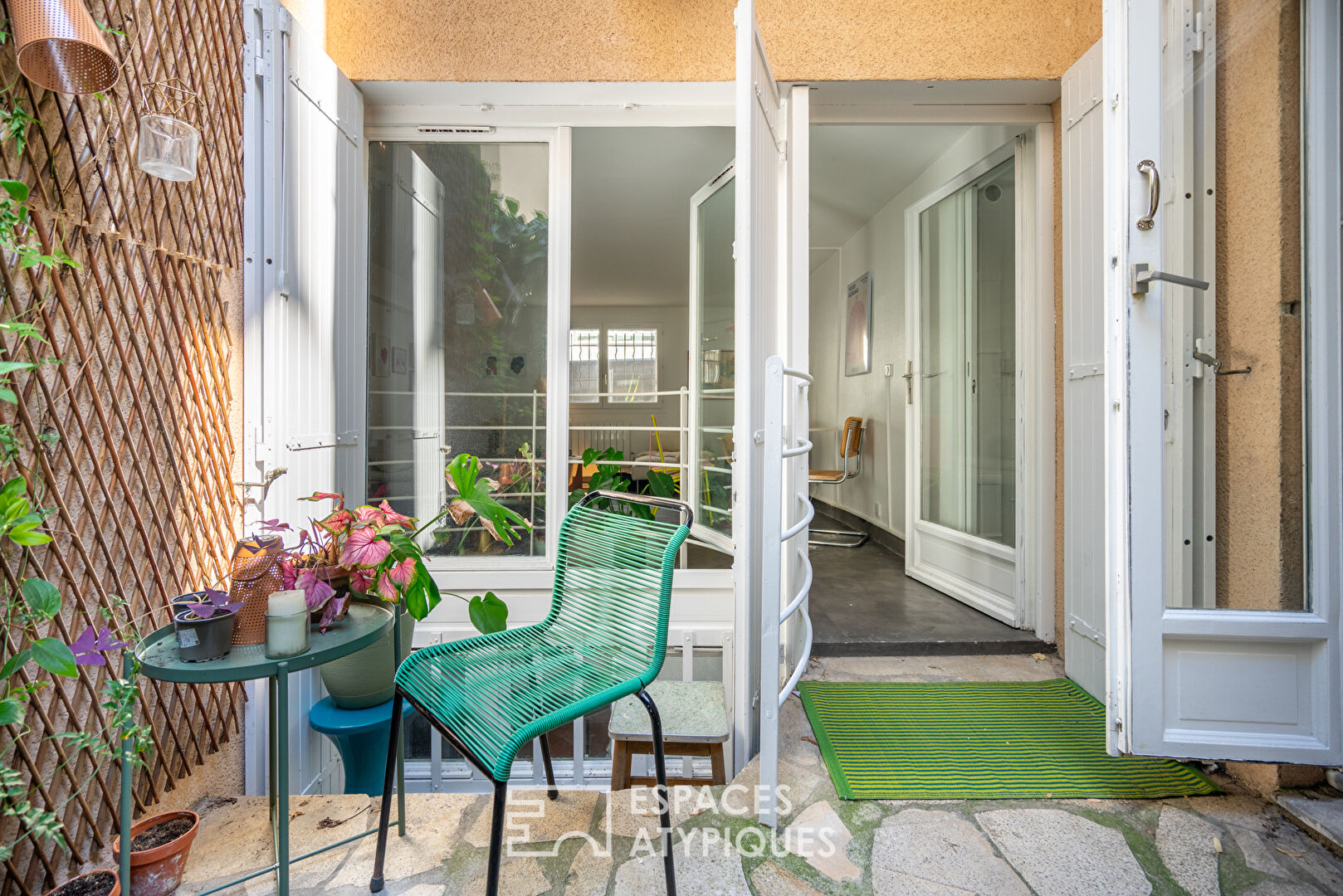 Like a house with a terrace