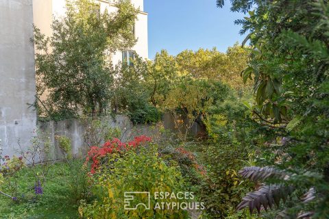 Renovated apartment with garden view, rue des artistes