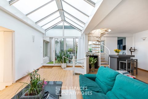 Loft in an old photo studio with terraces and a swimming pool