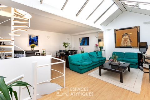 Loft in an old photo studio with terraces and a swimming pool
