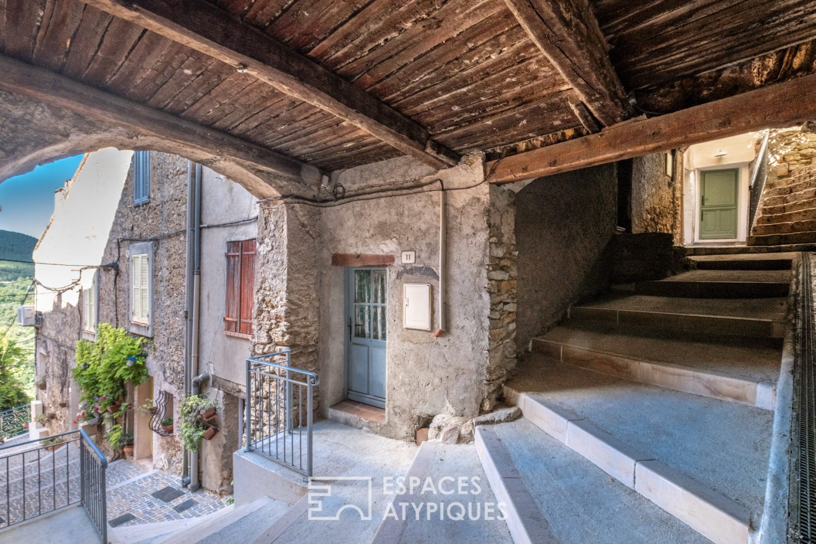 Maison de village atypique avec vue panoramique