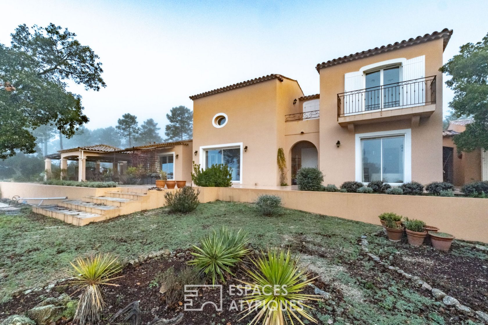 Charming villa in a quiet area, near Sainte-Maxime