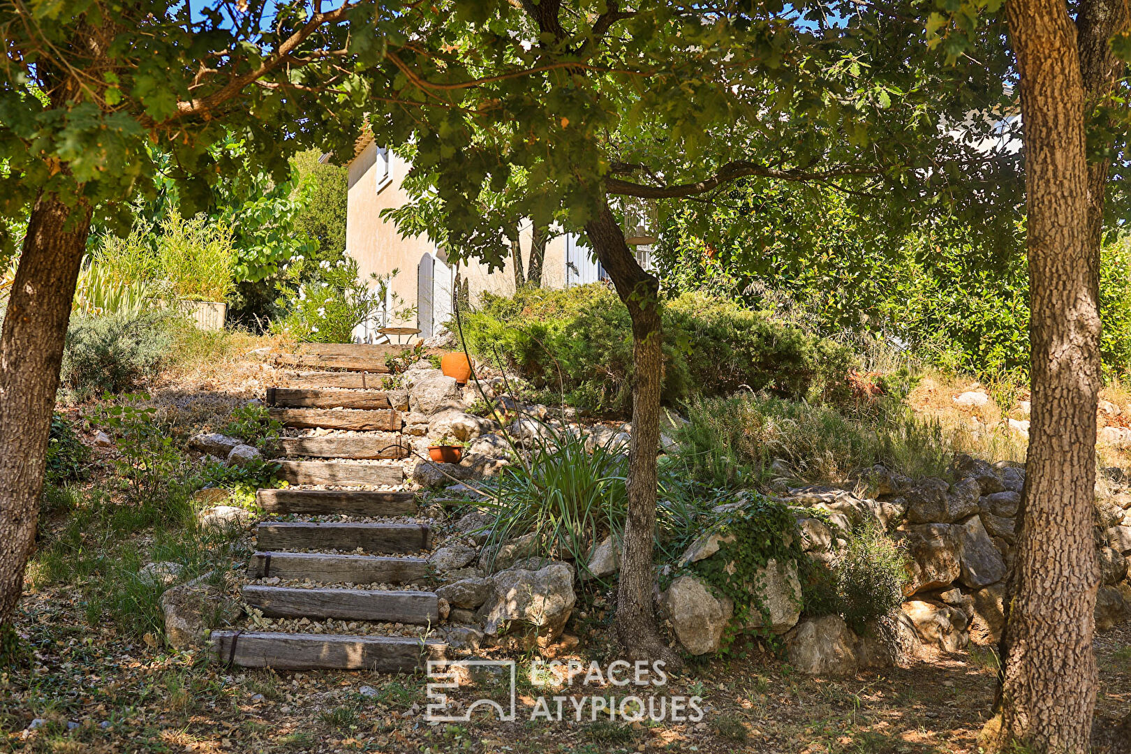 Renovated bastide at the gates of the Verdon