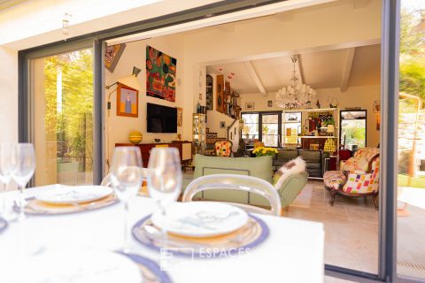 Villa revisitée avec élégance et piste de danse