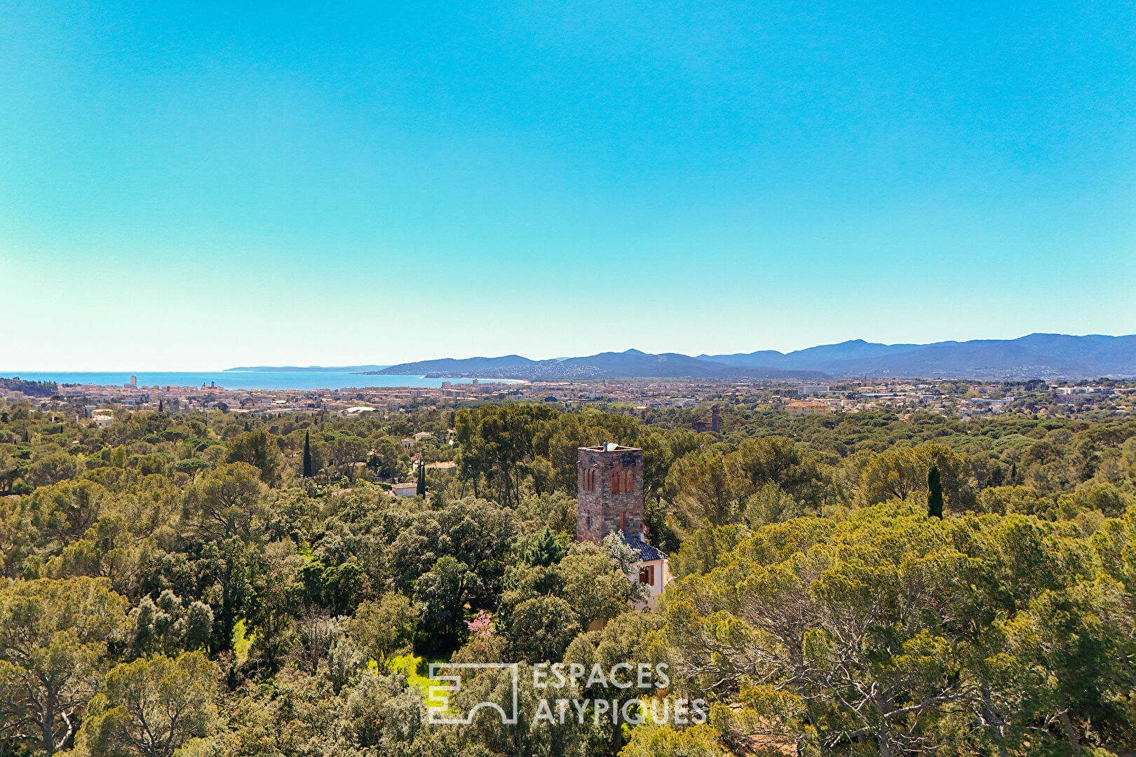 19th century watchtower in the heart of an 11 hectare estate
