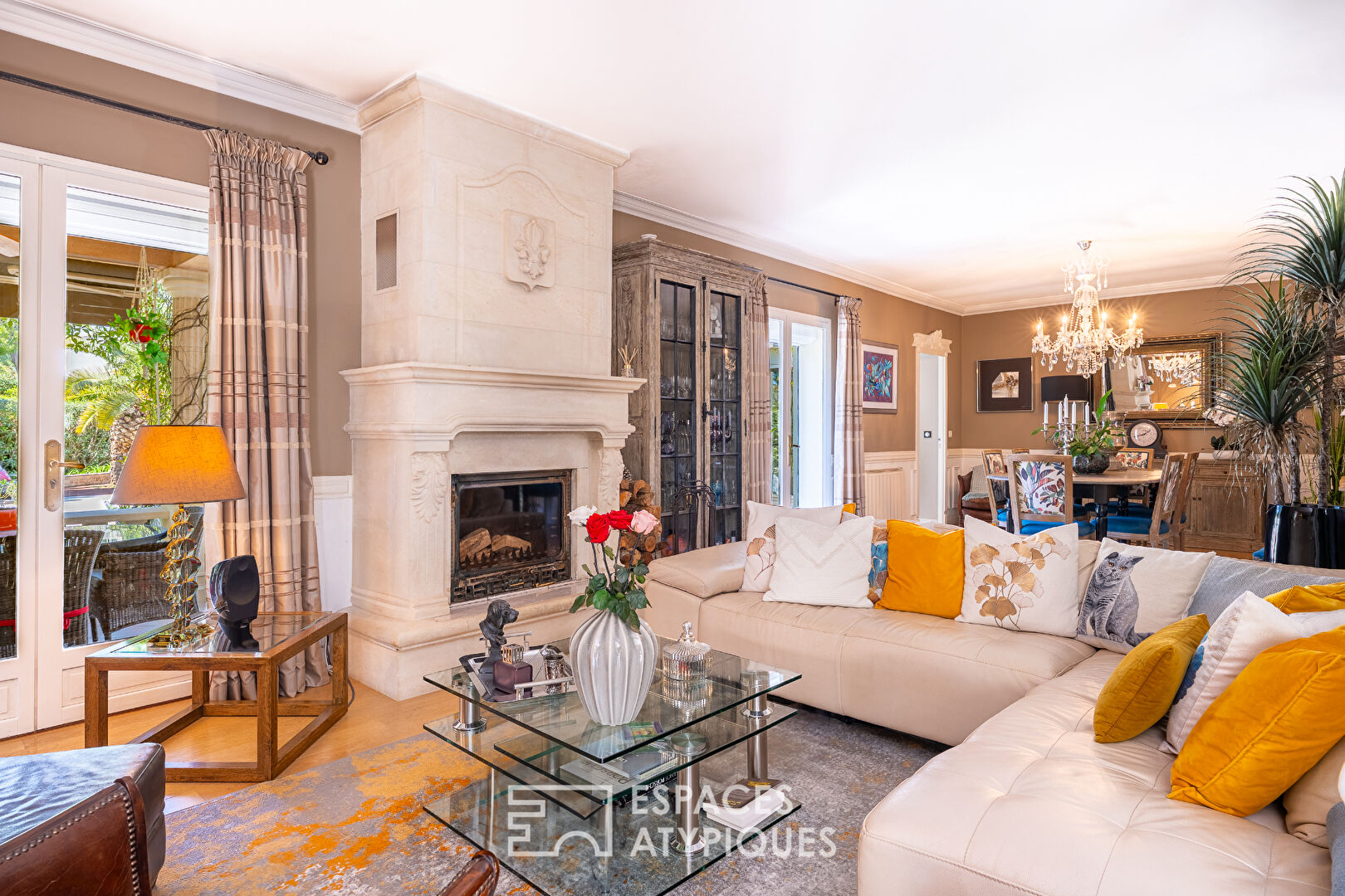 A revisited mansion, combining classical heritage and contemporary lifestyle