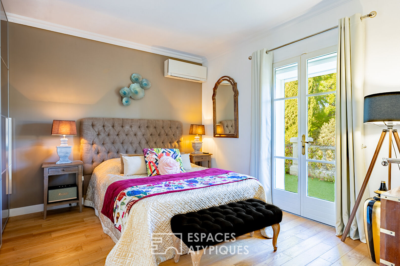 A revisited mansion, combining classical heritage and contemporary lifestyle