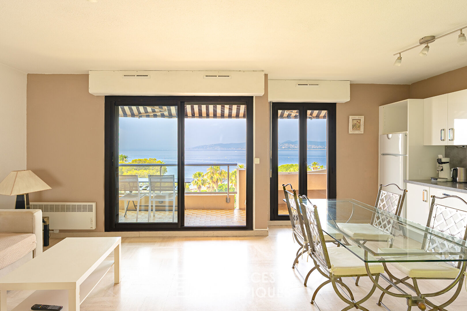 Appartement face à la Méditerranée