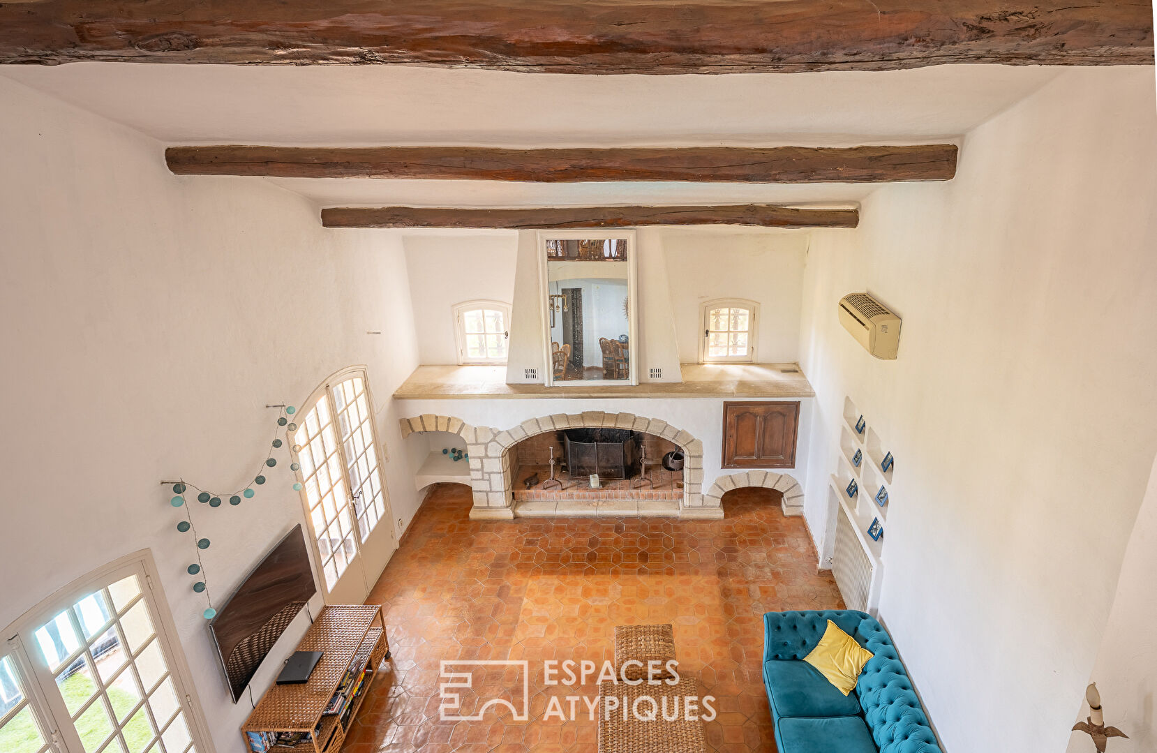The Provençal soul facing the Mediterranean panorama