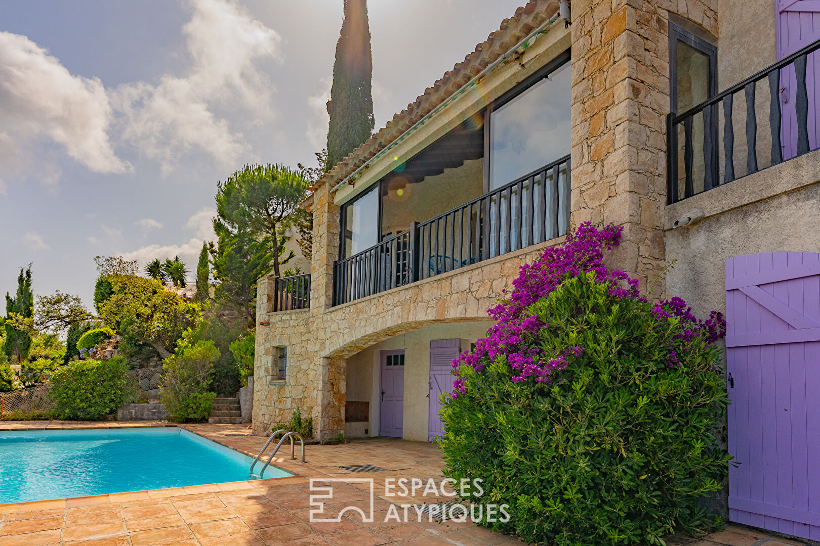 The Provençal soul facing the Mediterranean panorama