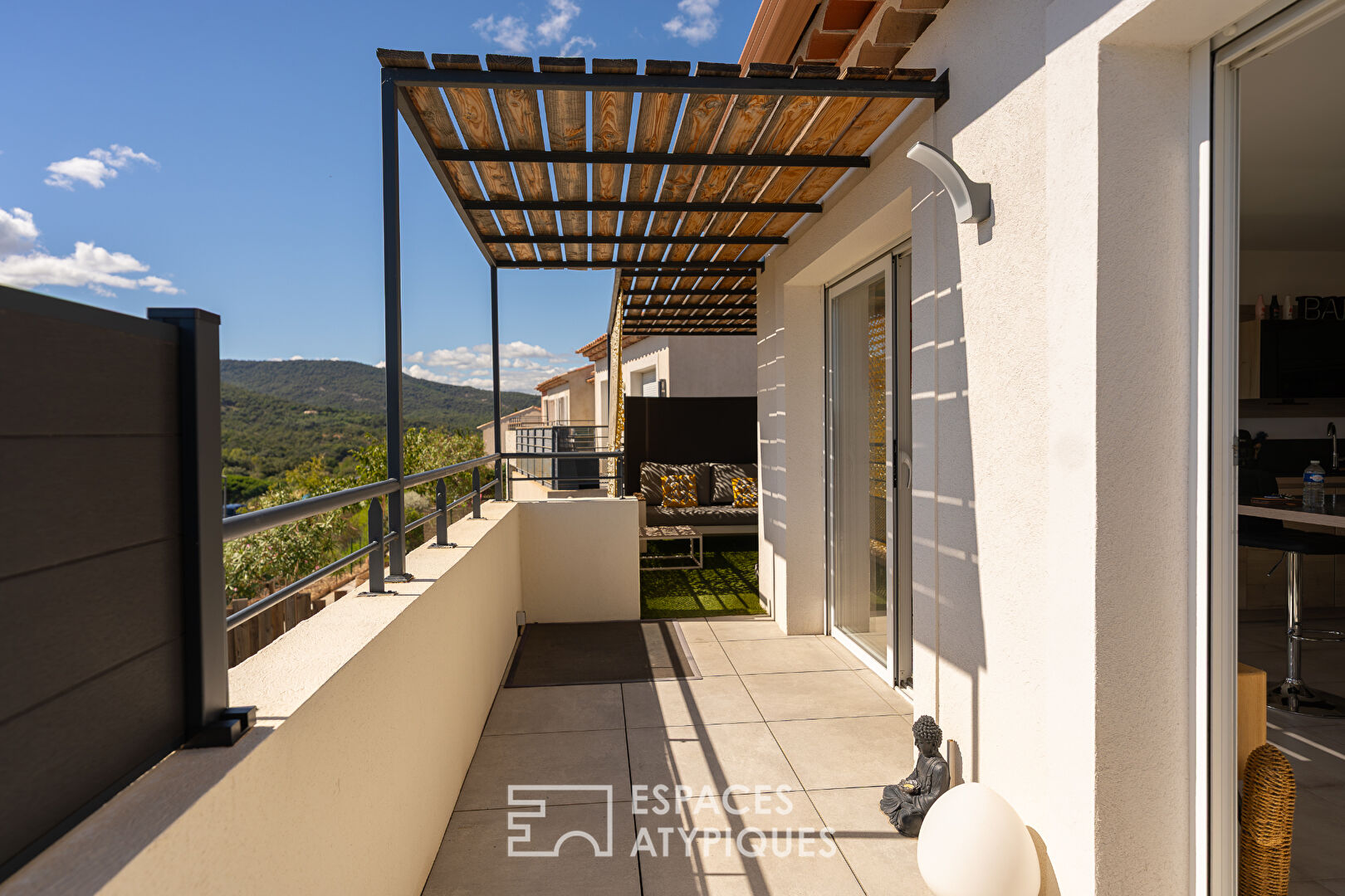 Villa moderne avec vue panoramique