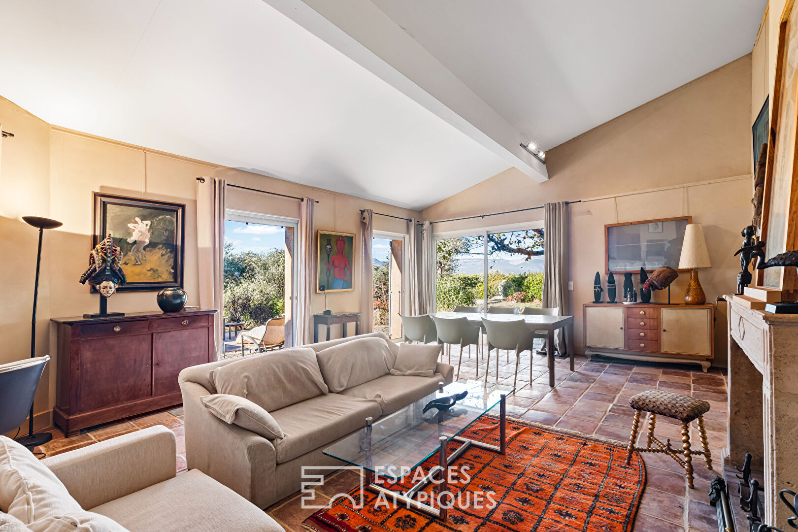 Provençal farmhouse with infinite potential