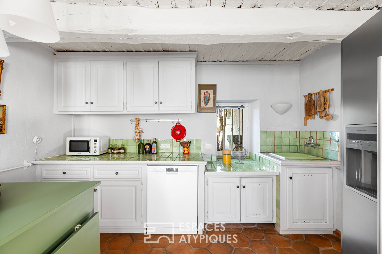 Provençal farmhouse with infinite potential