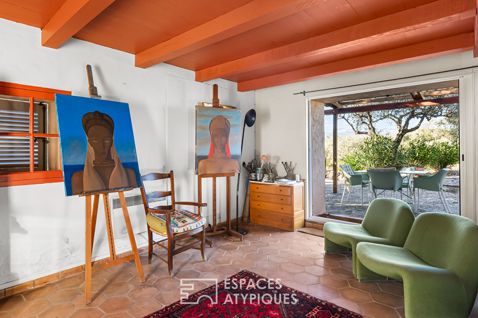 Provençal farmhouse with infinite potential