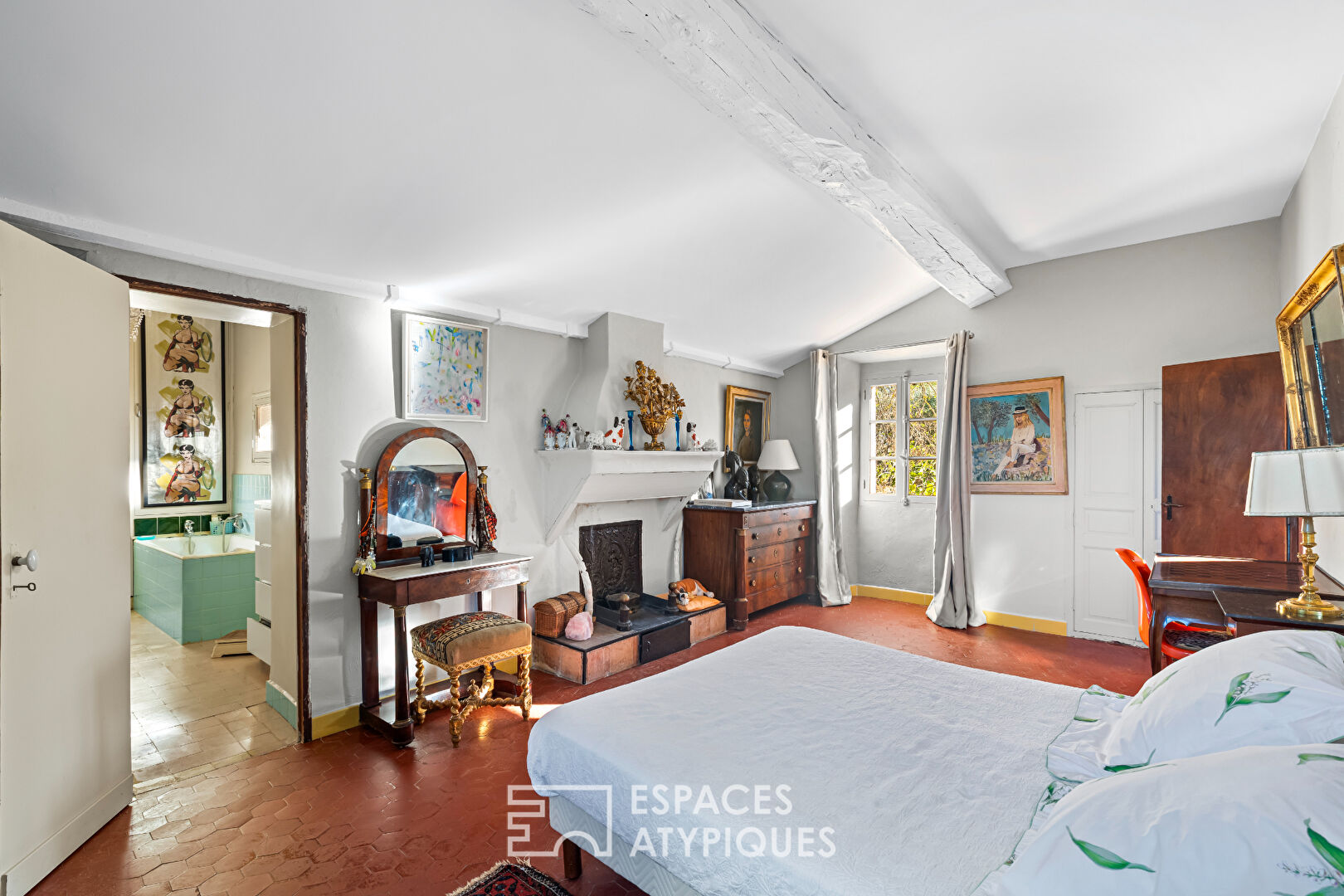 Provençal farmhouse with infinite potential