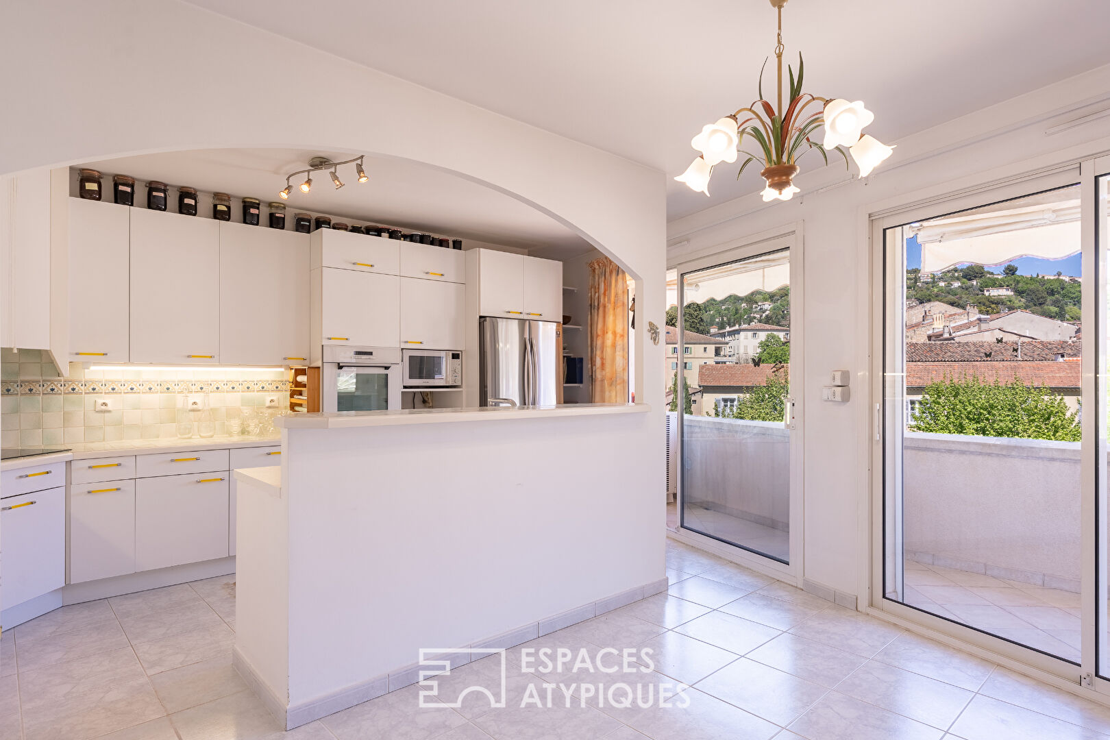 Appartement d’exception de 160m2 pour les amateurs de beaux volumes