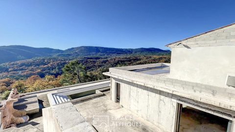 Villa contemporaine à achever avec ascenseur et vue panoramique