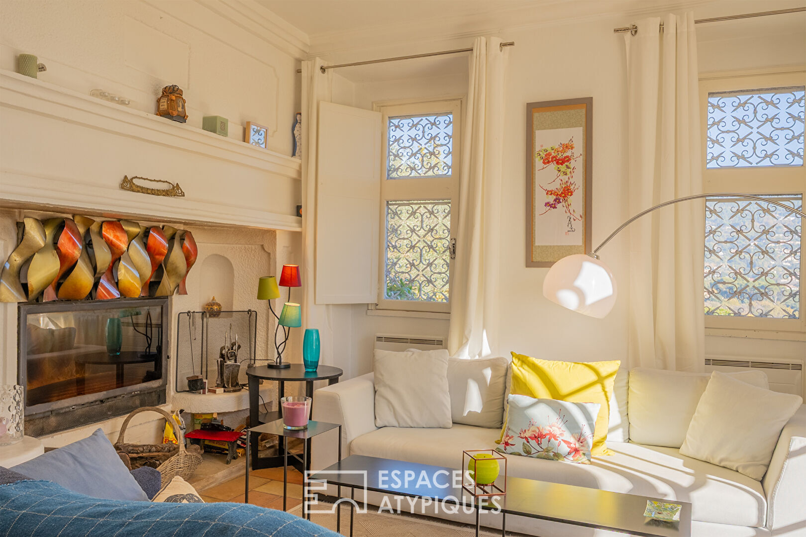 Manoir du 19e siècle et ses dépendances avec vue panoramique