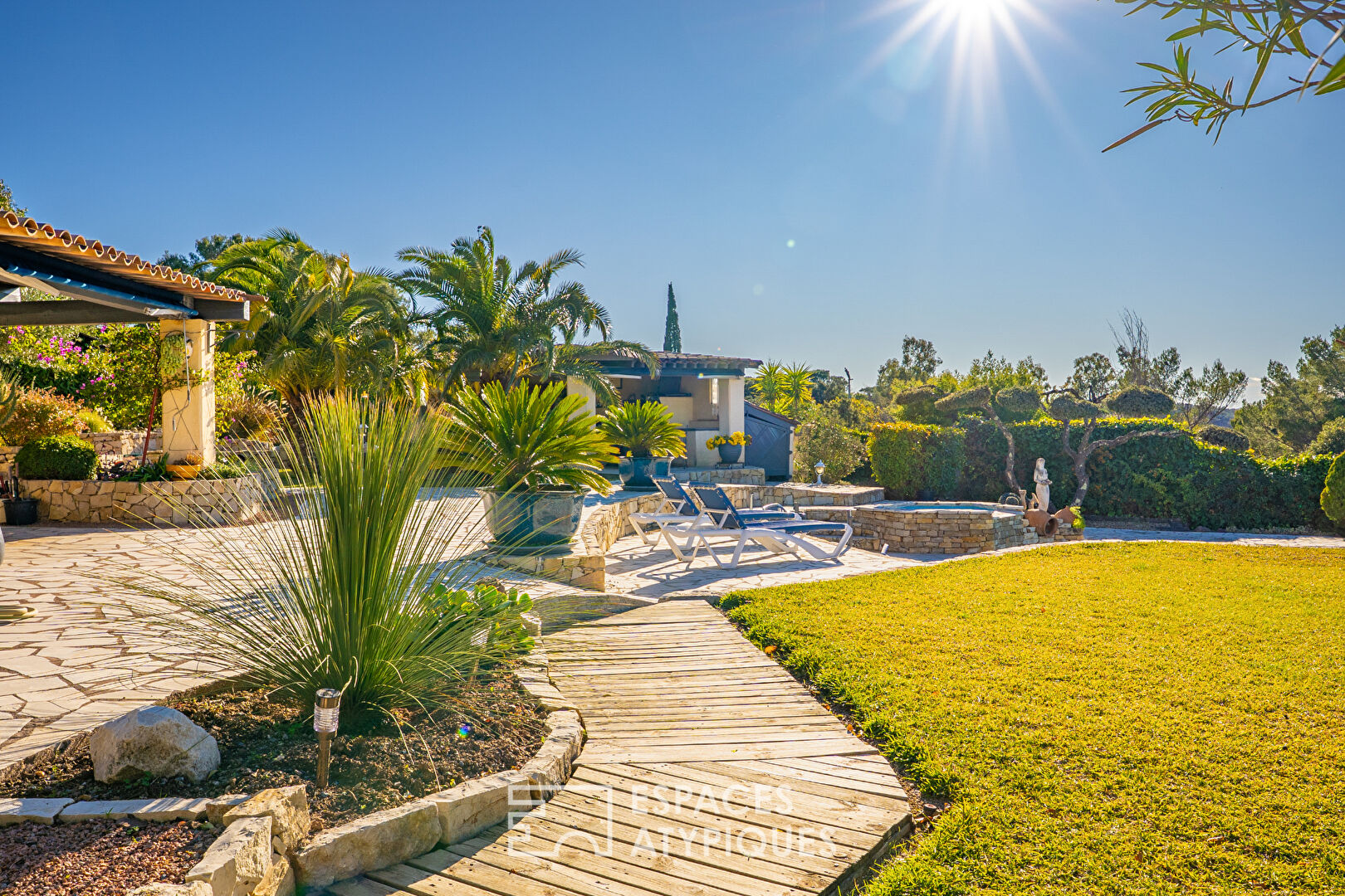 Harmonie provençale et lignes contemporaines à Valescure