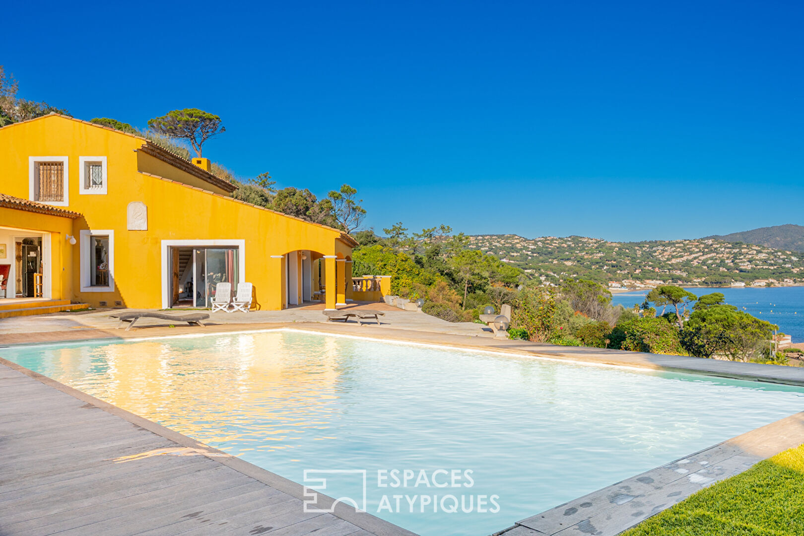 Villa Vue Mer Panoramique à La Nartelle avec Piscine et Sauna