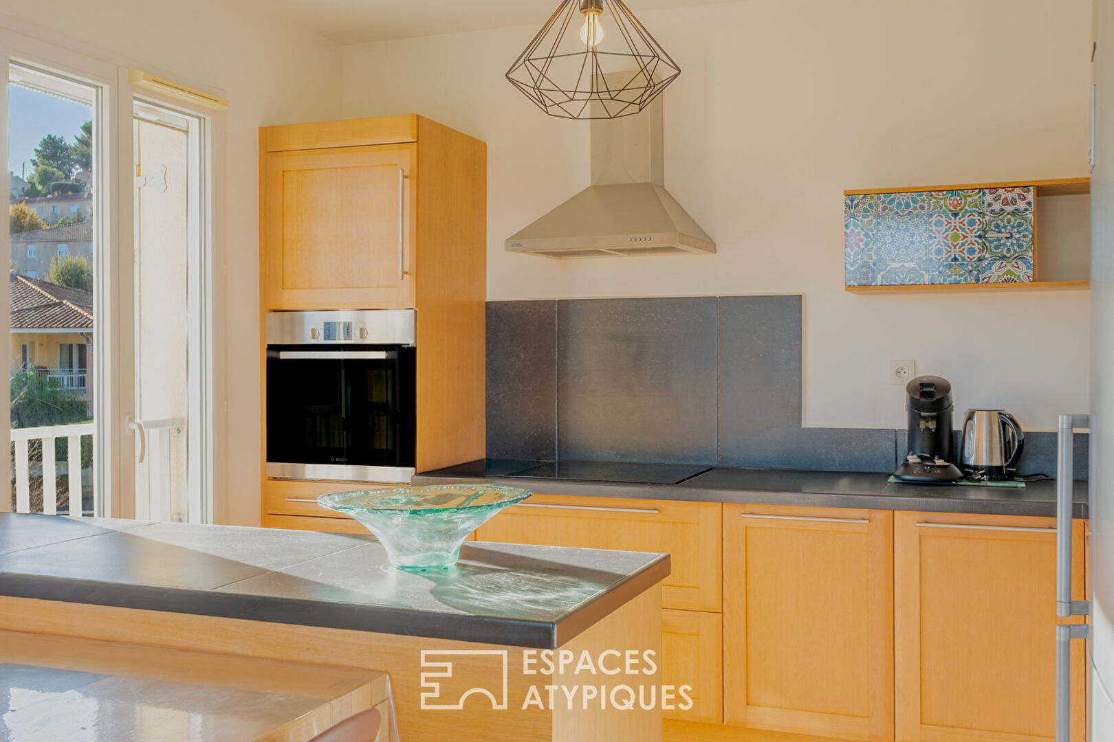 Appartement dernier étage avec vue dominante sur les vignes