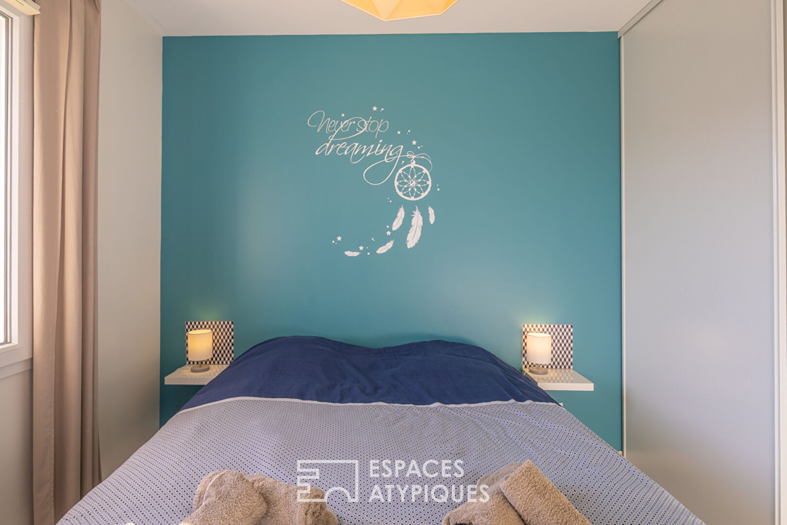 Appartement dernier étage avec vue dominante sur les vignes