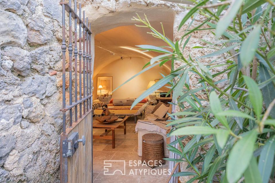 Maison d'architecte et Bergerie du 18ème siècle, vue panoramique