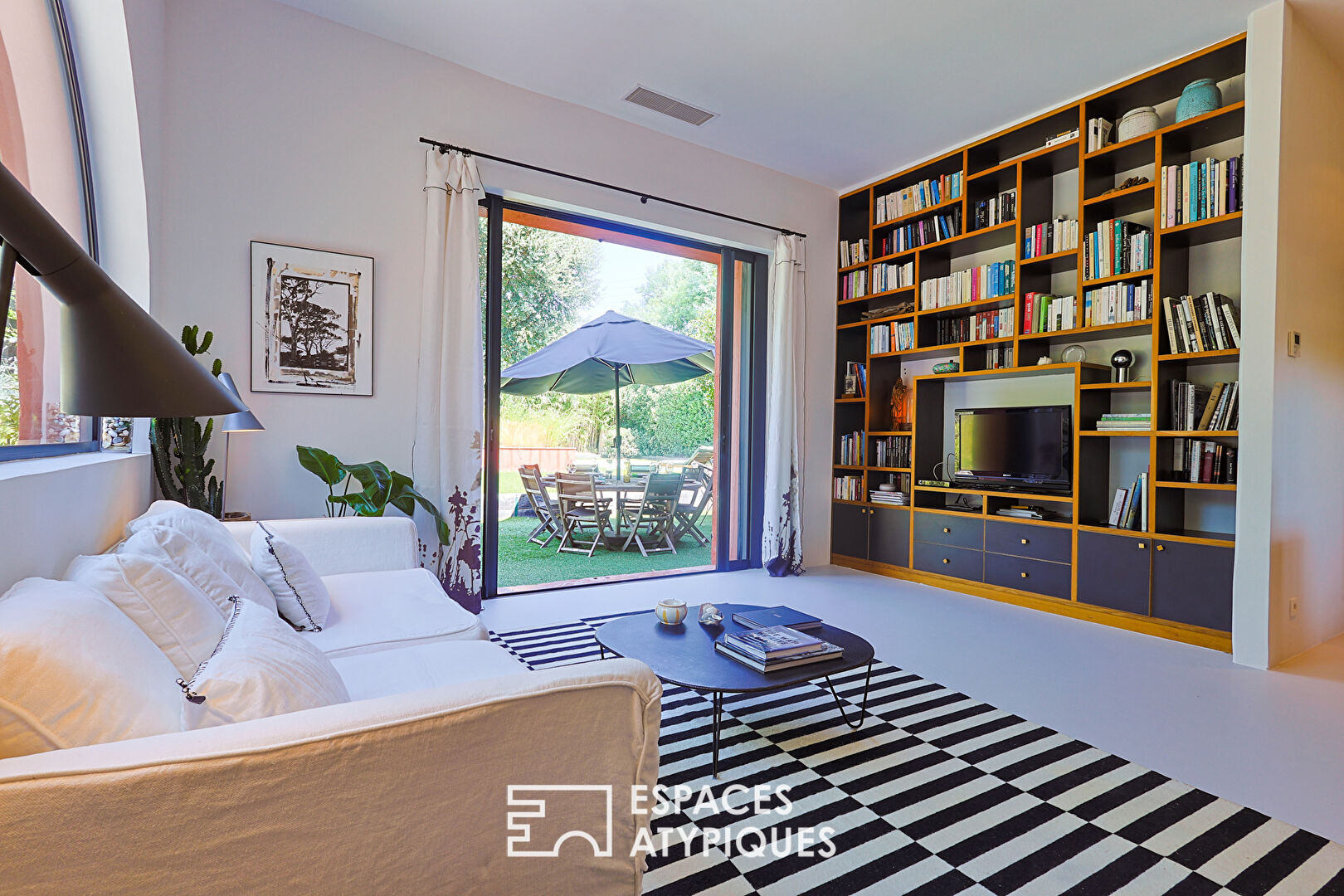 Villa Contemporaine et Singulière en bord de mer