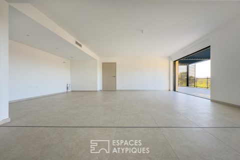 Appartement contemporain au coeur d&rsquo;un écrin naturel