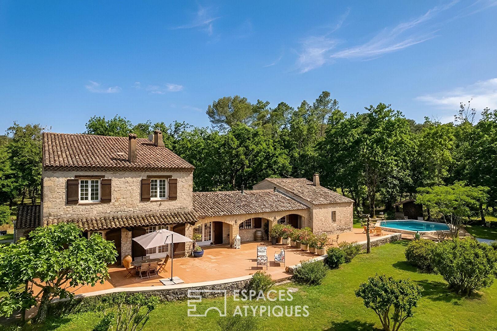 Bastide Provençale au coeur d’un domaine préservé