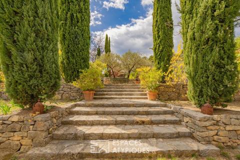 Propriété de caractère au coeur d&rsquo;une oliveraie, Bastidon du 19e réinventé