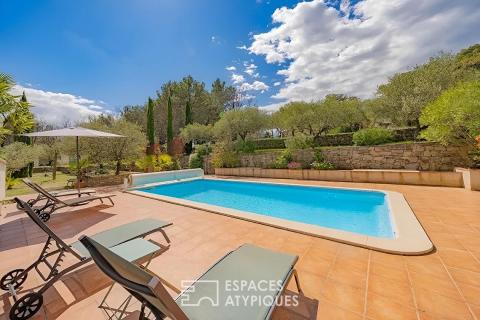 Propriété de caractère au coeur d&rsquo;une oliveraie, Bastidon du 19e réinventé