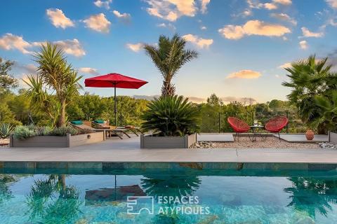 Refuge contemporain entre mer et montagne