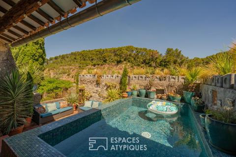 Maison d’artiste avec piscine au coeur du quartier médiéval