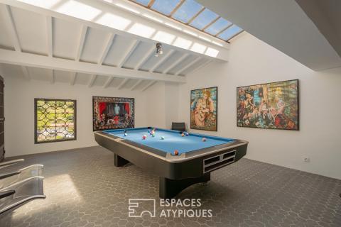 Maison d&rsquo;artiste avec piscine au coeur du quartier médiéval
