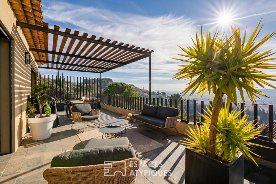 Villa d'architecte avec piscine et vue panoramique