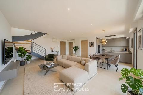 Duplex dernier étage avec rooftop et aperçu mer