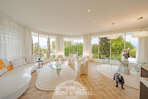 Appartement d&rsquo;architecte moderniste, rooftop et vue mer