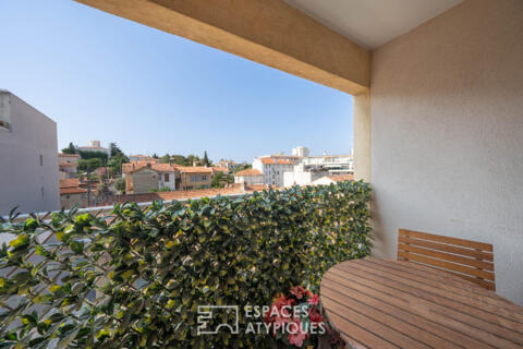 Appartement traversant avec balcon et garage