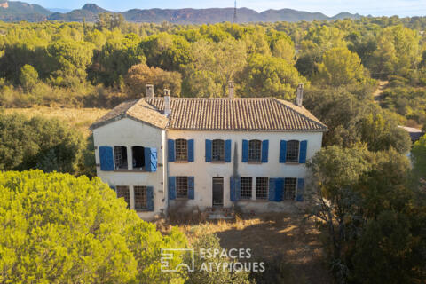 Bastide à réinventer, au coeur d’un domaine agricole de 8 hectares