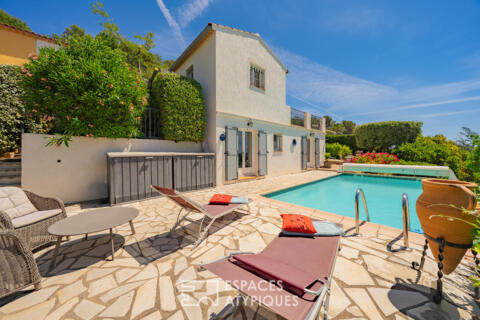 Villa with panoramic views in the La Bouverie district