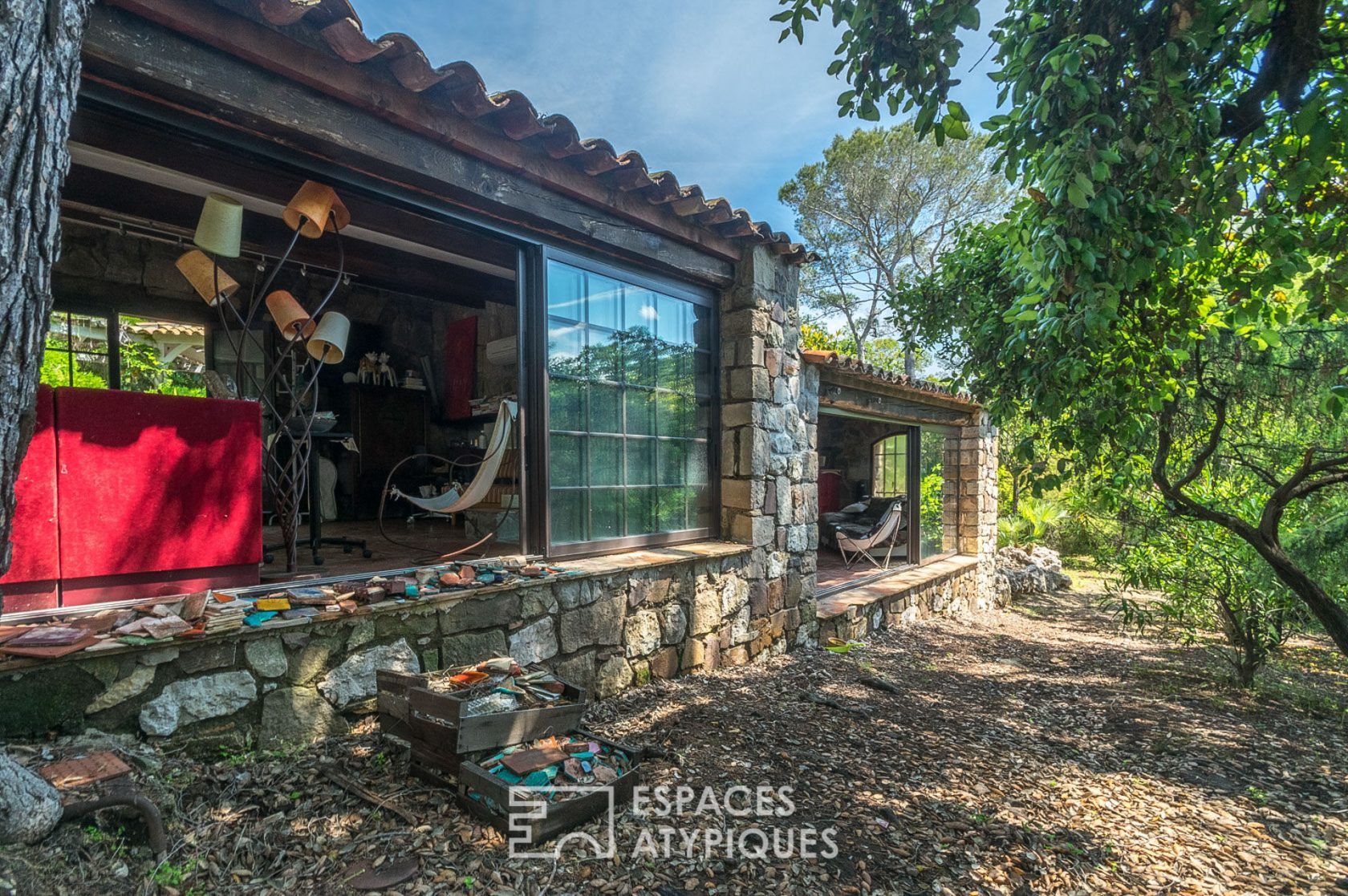 villa d’atmosphère d’une grande zénitude et son atelier