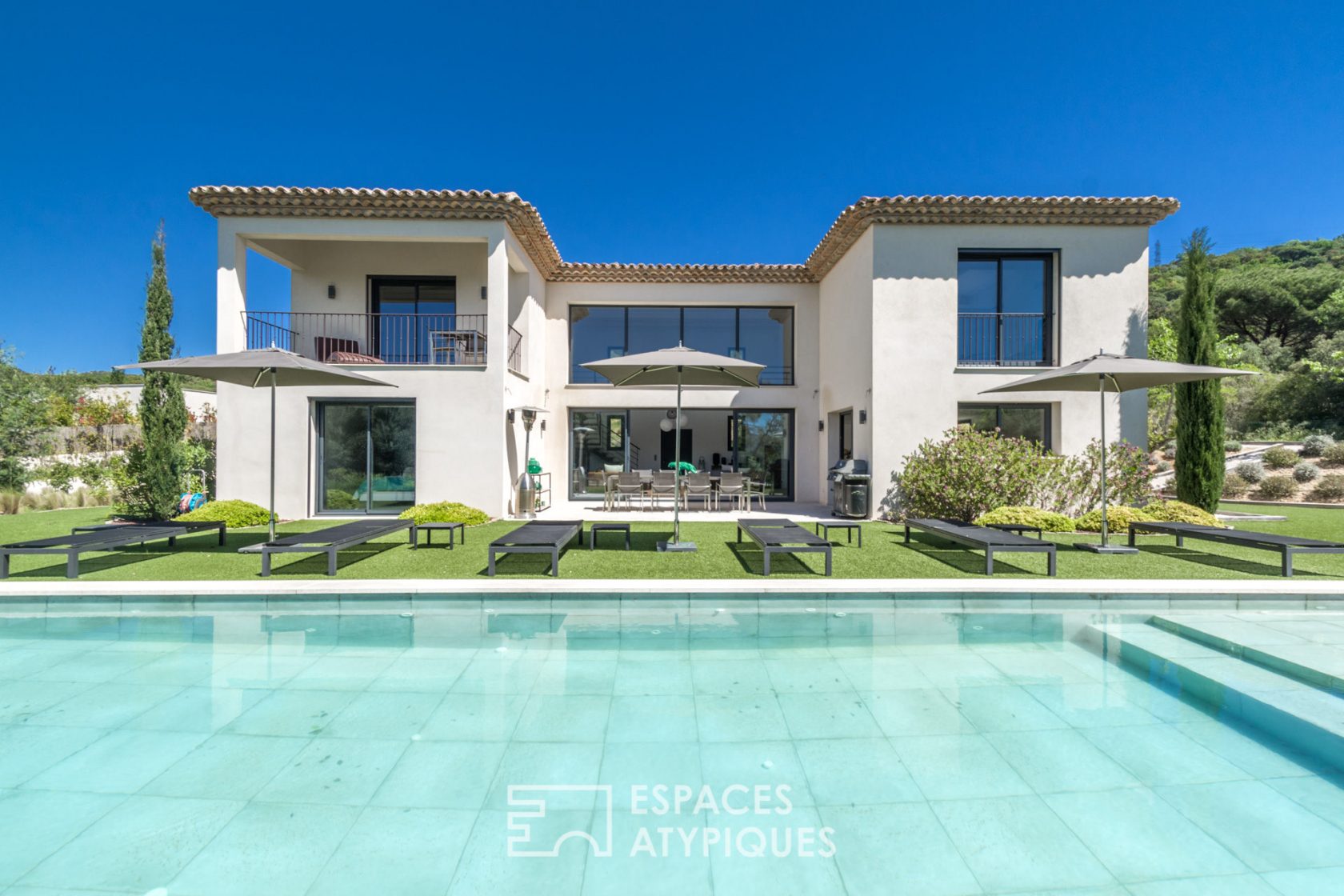 Maison renové au calme à Grimaud